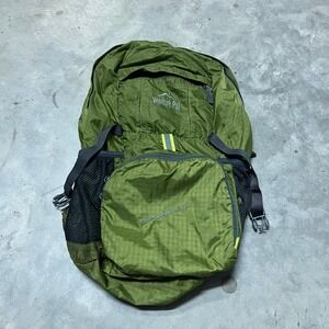 Venture Pal Field Operation 35L Backpack Green Lightweight Packable Hiking Bag